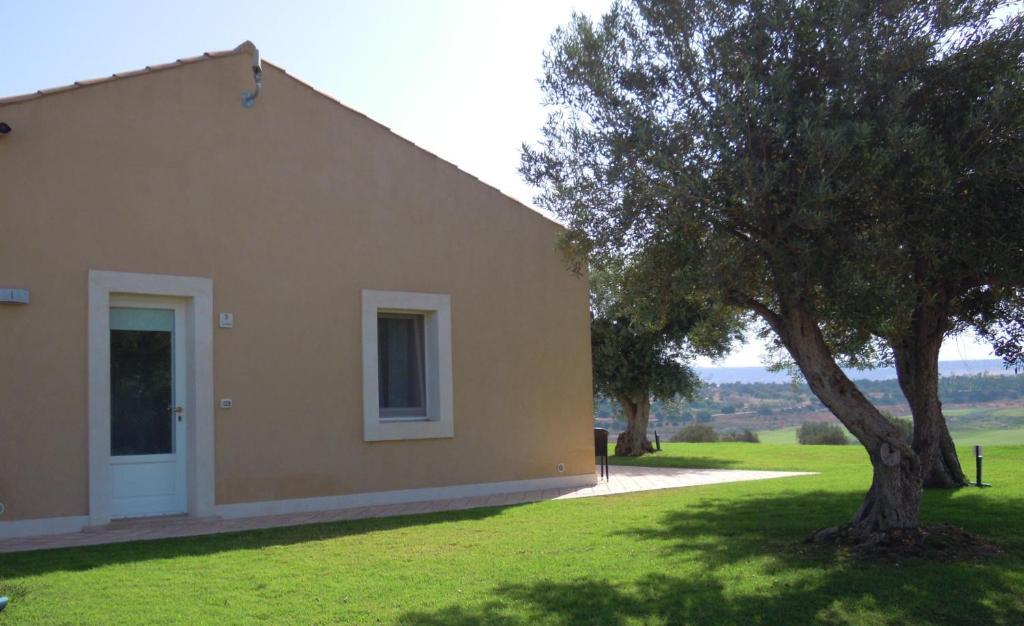 Antica Locanda Del Golf Ragusa Kültér fotó